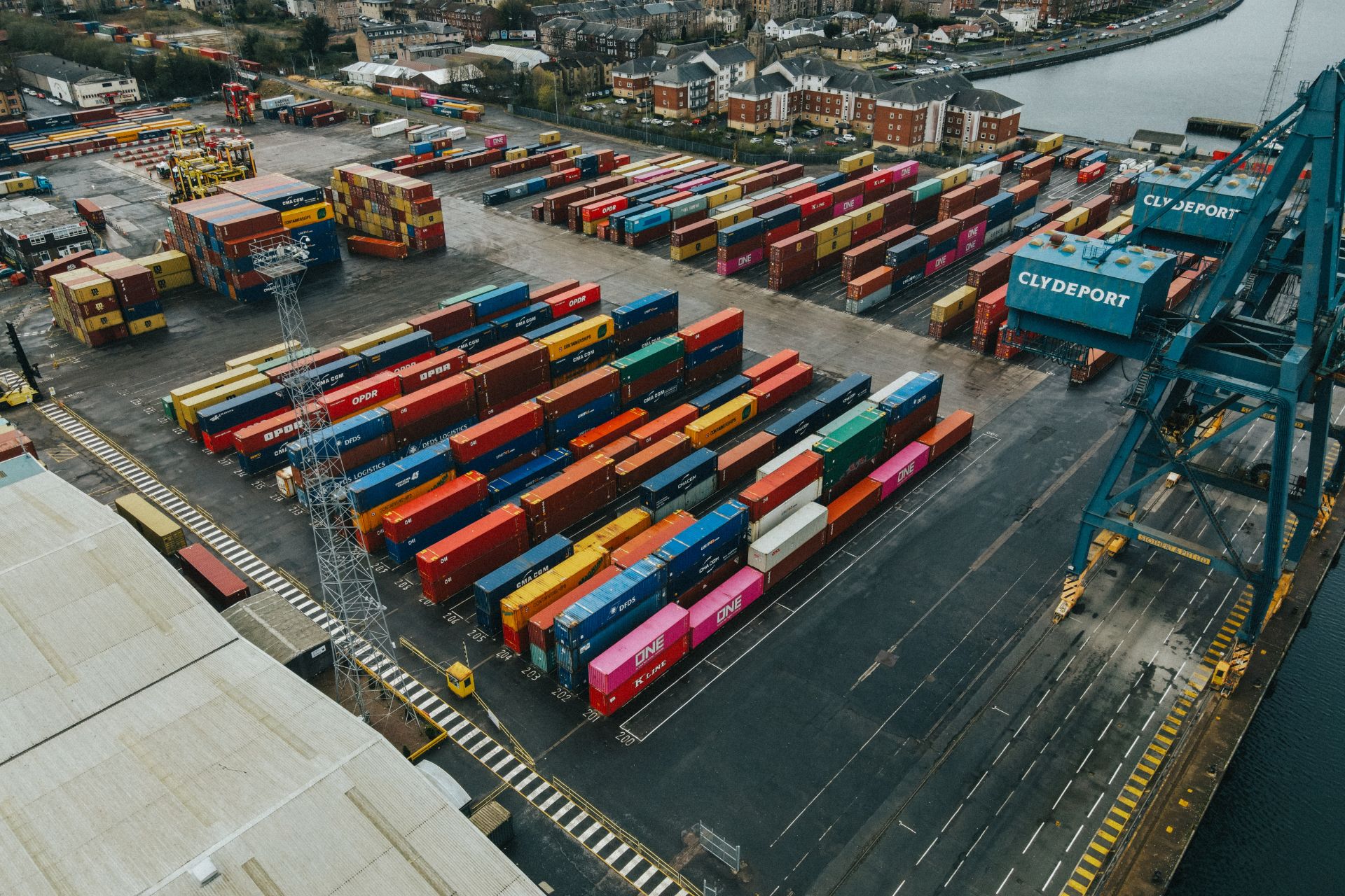 Container port and freight yard